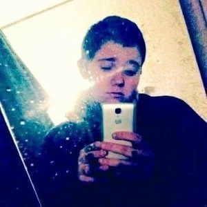 Meet your Posher, Katelyn